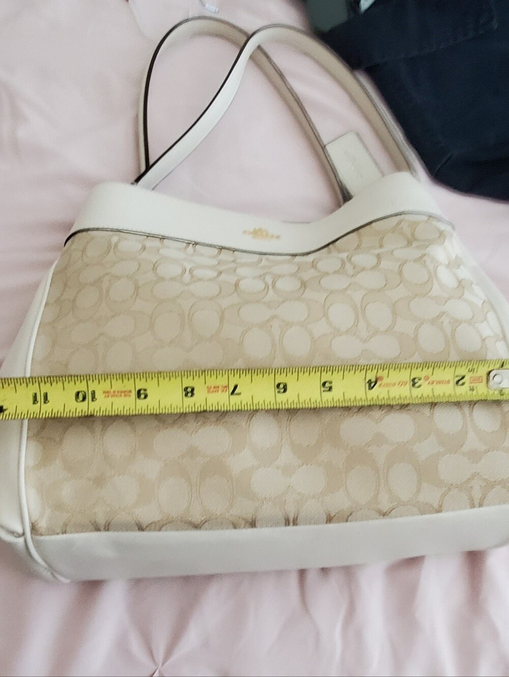 Coach Two-Tone Signature Canvas/leather Shoulder Bag in Beige and White - Picture 6 of 6